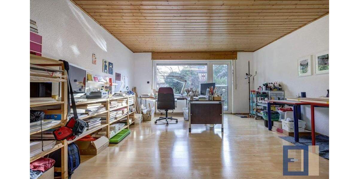 Einfamilienhaus Bischofsheim - 9 Zimmer, 215 m&sup2;, 529.950&euro; | Angebot:25691148