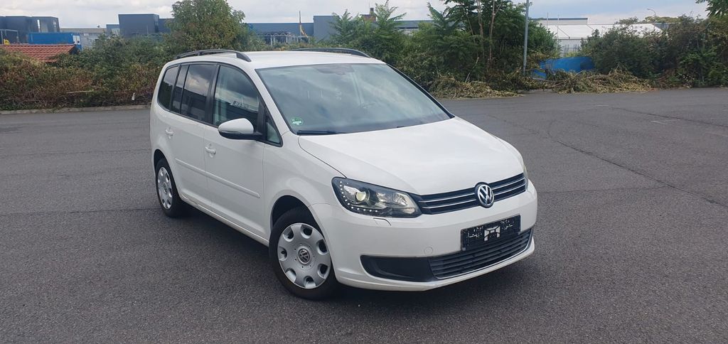 VW Touran 209.000 km 3.999 &euro; Frankfurt am Main 60386