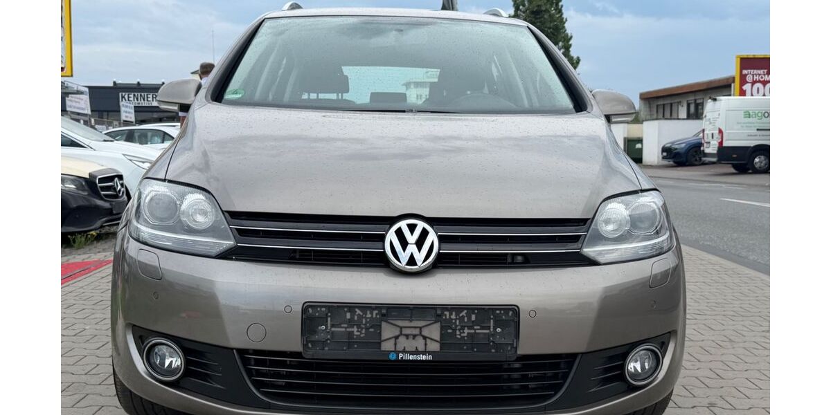 VW Golf 68.572 km 8.999 &euro; Dietzenbach 63128
