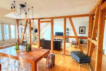 Großzügige Dachgeschosswohnung in ausgezeichneter Lage 3 zimmer