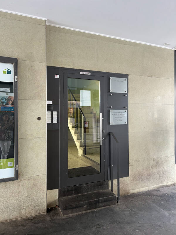 Erstbezug nach Sanierung: 2 Zimmer-Wohnung mit Balkon im Zentrum von Wiesbaden