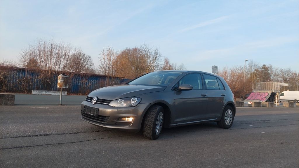 VW Golf 184.000 km 7.199 &euro; Bad Nauheim 61231