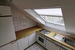 Frankfurt, Nähe MainS-Bhf, ruhiges Dachstudio mit EBK 1 zimmer