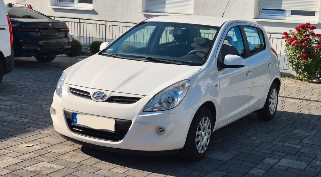 Hyundai i20 135.000 km 2.999 &euro; Mühlheim am Main 63165