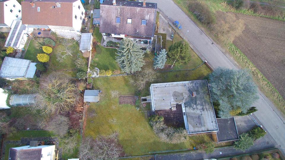 Grundstück mit Haus 10 zimmer