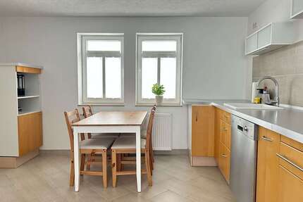 Haus zum Mieten in Usingen 650 € 72.4 m²
