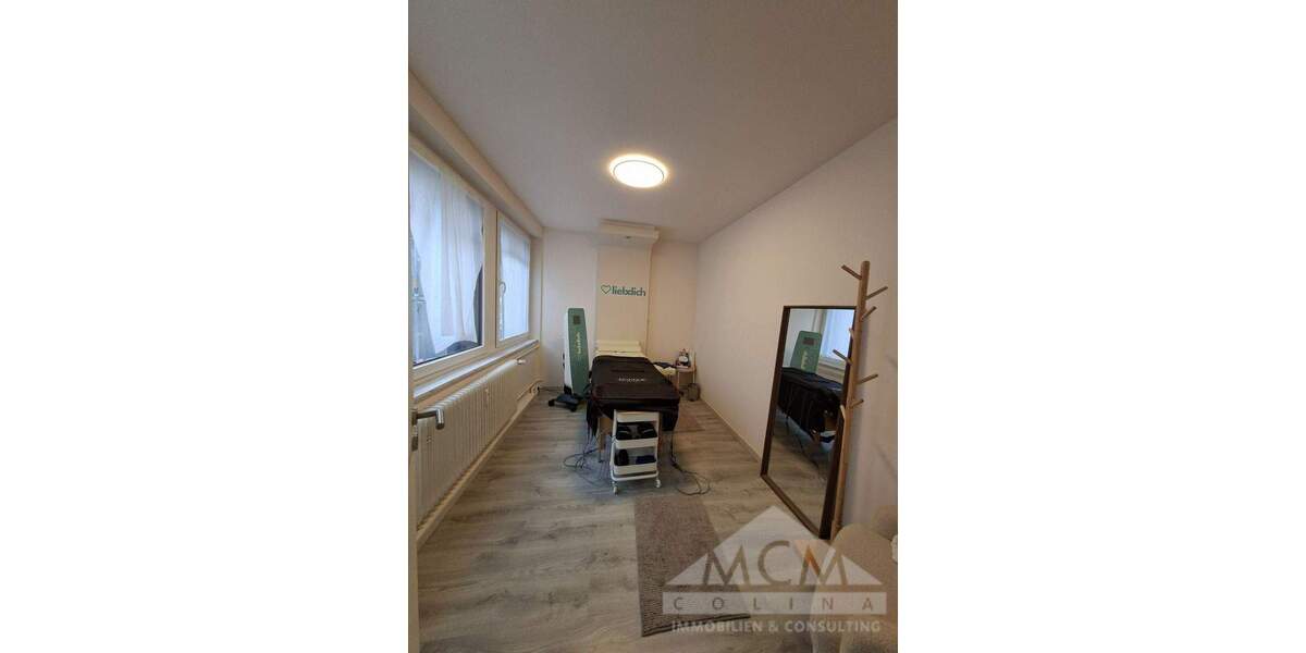 Gewerbeobjekt Frankfurt Innenstadt - 4 Zimmer, 140 m&sup2;, 2.800&euro; | Angebot:25802282