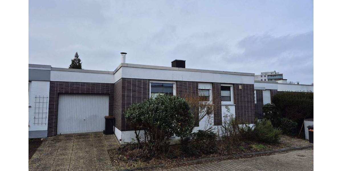 Mehrfamilienhaus, Wohnhaus Neu-Isenburg Gravenbruch - 4 Zimmer, 125 m&sup2;, 2.200&euro; | Angebot:24989061