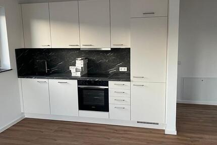 Haus Rosbach vor der Höhe - 2 Zimmer, 58 m&sup2;, 1.180&euro; | Angebot:24977888