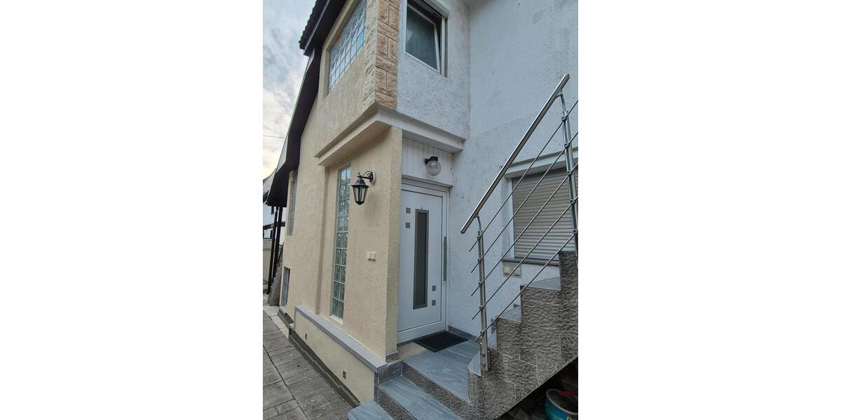 Mehrfamilienhaus, Wohnhaus Frankfurt am Main Bonames - 14 Zimmer, 250 m&sup2;, 1.770.000&euro; | Angebot:27297116