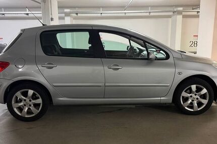 Peugeot 307 95.000 km 3.800 &euro; Frankfurt 60326