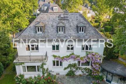Haus Frankfurt am Main Sachsenhausen Süd - 9 Zimmer, 265 m&sup2;, 3.400.000&euro; | Angebot:27156859