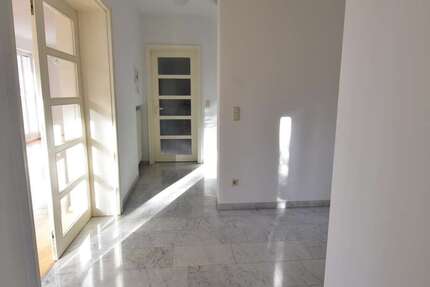 Haus Königstein - 5 Zimmer, 160 m&sup2;, 2.240&euro; | Angebot:25807019