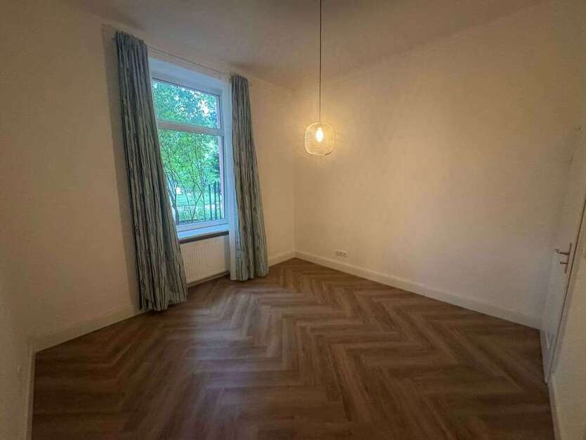 Wohnung zum Mieten in Frankfurt am Main 845 € 31 m²