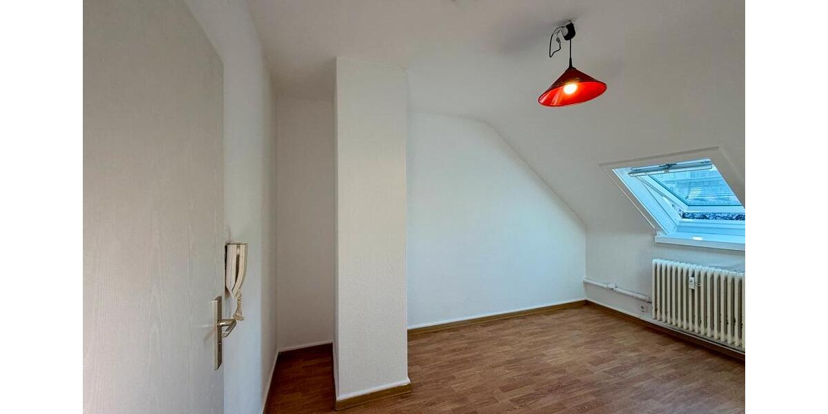 Etagenwohnung Frankfurt am Main Bergen-Enkheim - 1 Zimmer, 11 m&sup2;, 250&euro; | Angebot:26131071