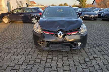 Renault Clio 98.047 km 3.900 &euro; Stammheim 61197