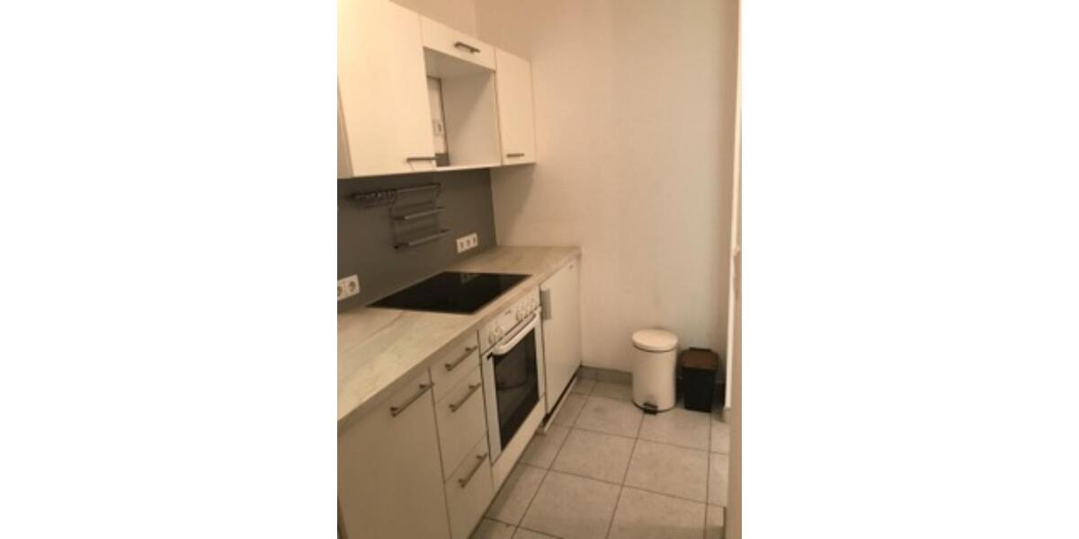 Sonniges möbliertes 1-Zimmer Studio mit Blick über HG Gonzenheim 1 zimmer