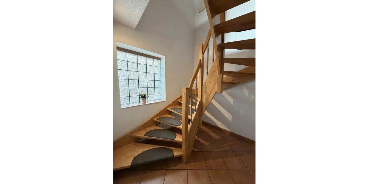 Mehrfamilienhaus, Wohnhaus Rüsselsheim am Main - 13 Zimmer, 310 m&sup2;, 720.000&euro; | Angebot:27027755