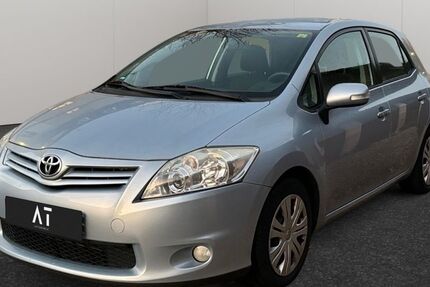 Toyota Auris 182.590 km 4.990 &euro; Frankfurt am Main 65933