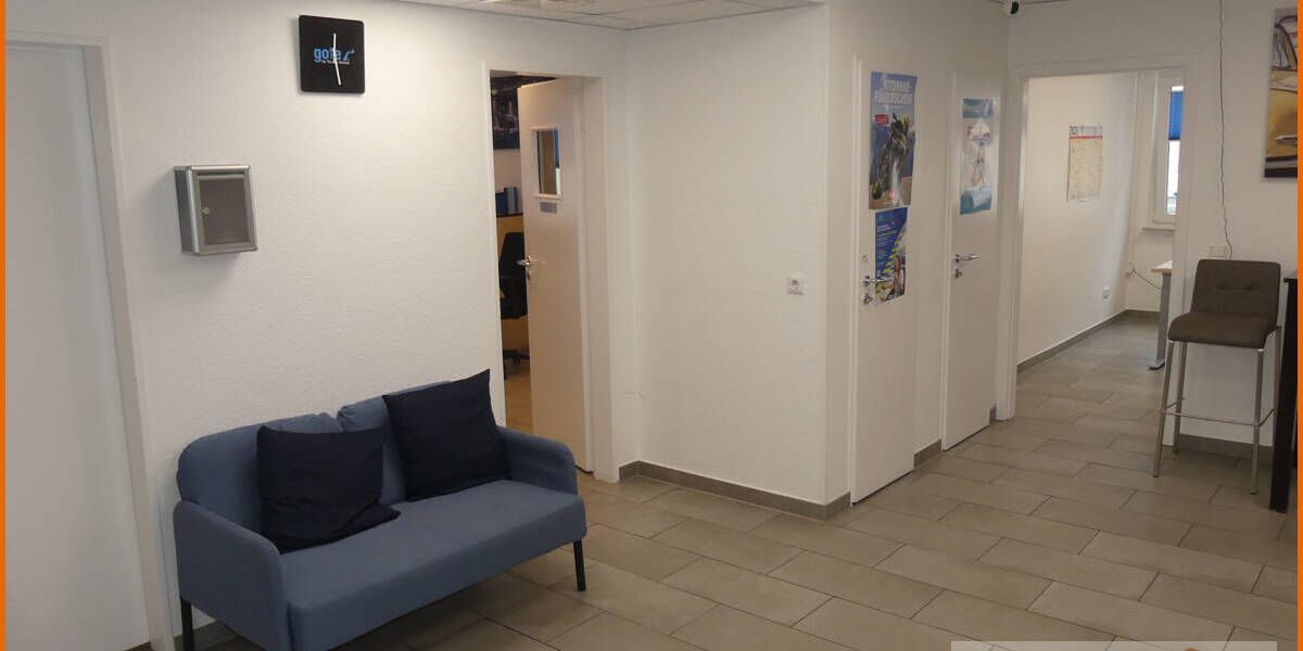 Ebenerdiges Ladenlokal und Büroräume im 1. OG, Lastenfahrstuhl, zentrale Innenstadtlage Hanau Stadt 1 zimmer