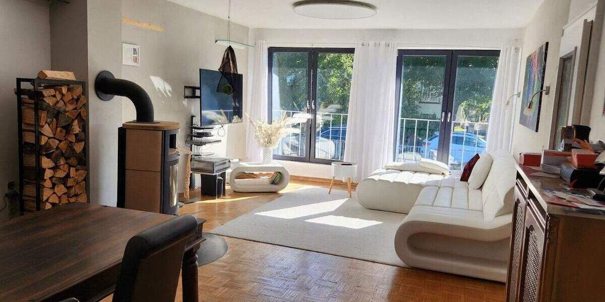 Großes Einfamilienhaus mit Einliegerbereich - ideal für Wohnen & Arbeiten unter einem Dach 8 zimmer