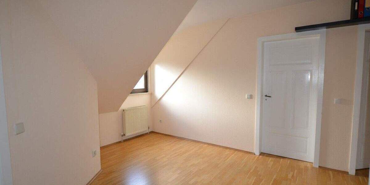 Einfamilienhaus Kronberg im Taunus Kronberg - 6 Zimmer, 205 m&sup2;, 1.395.000&euro; | Angebot:25698555