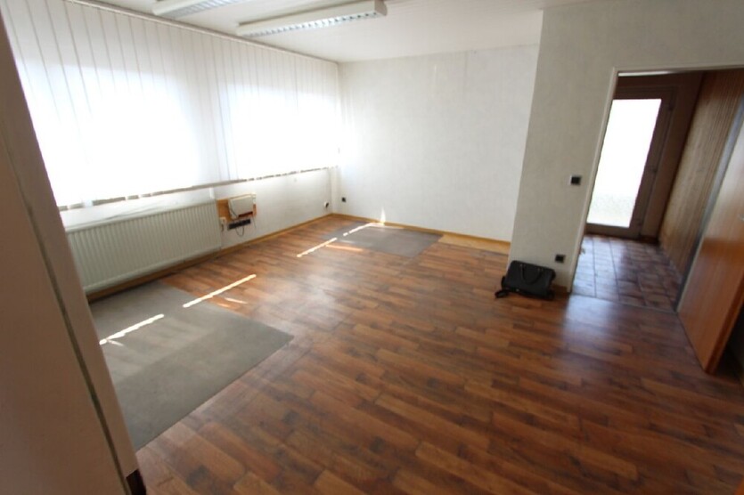 albero:) Gewerbe- und WohnImmobilie mit Potenzial  Produktionshalle mit Büro + Zweifamilienhaus