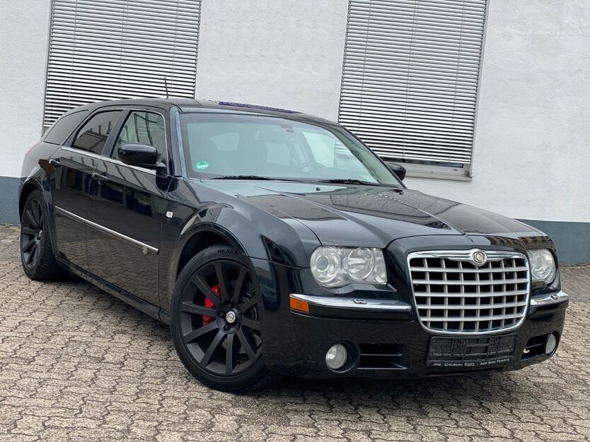 Chrysler 300C 172.000 km 14.500 € Langen 63225