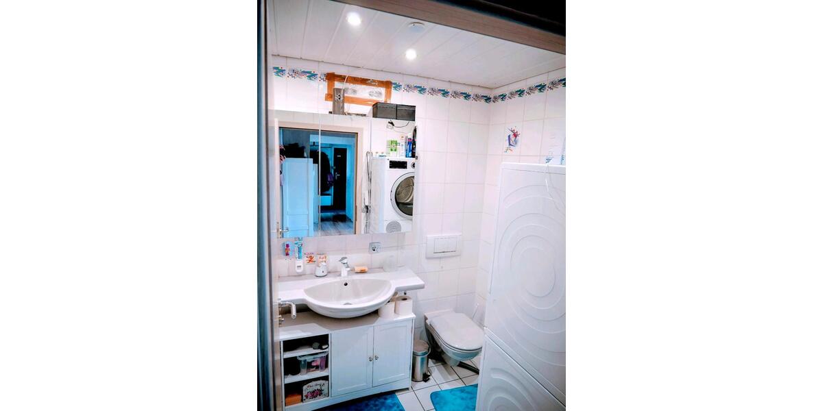 4,5-Zimmer-Wohnung (104 qm) |Hochheim | provisionsfrei| 2 Balkone 4 zimmer