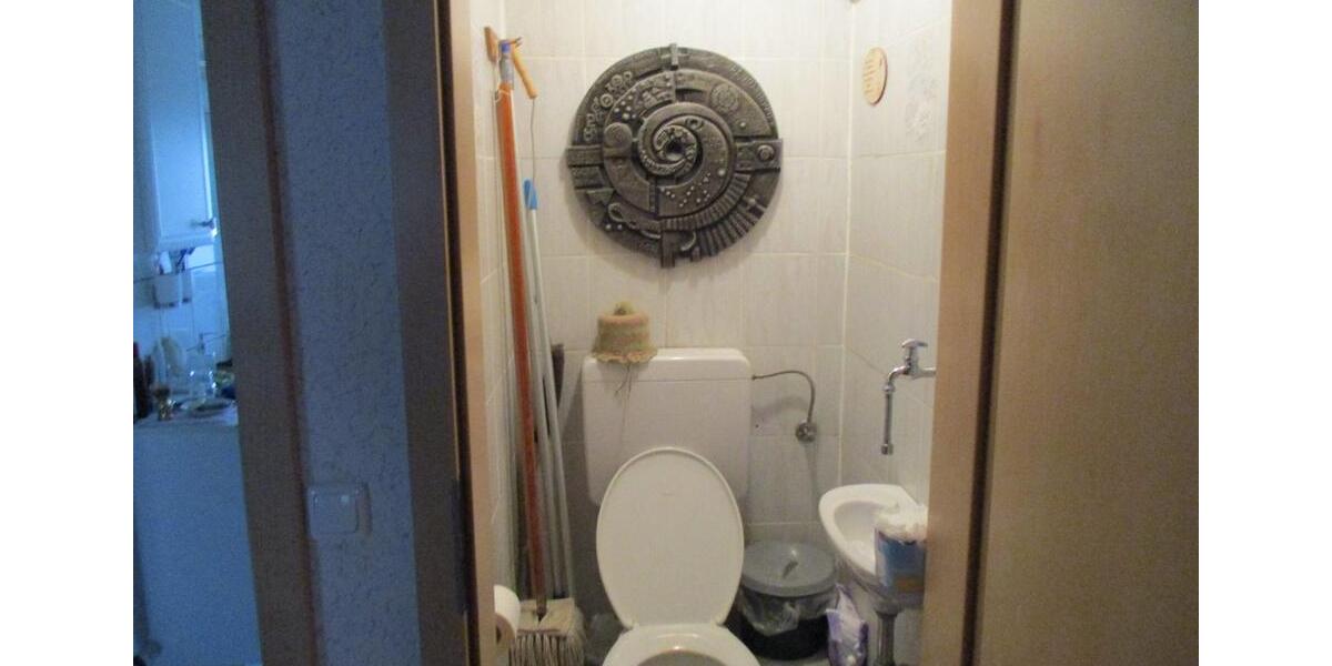 Wohnung 1 Etage 90qm Balkon Aufzug Garage in Nauheim 1 zimmer