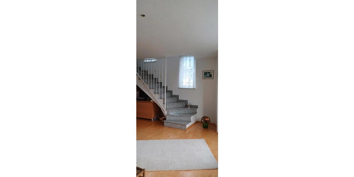 Etagenwohnung Frankfurt am Main Bergen-Enkheim - 2 Zimmer, 65 m&sup2;, 1.200&euro; | Angebot:25149725