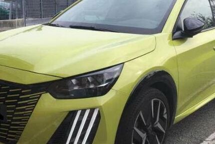 Peugeot 208 14.126 km 16.980 &euro; Rüsselsheim 65428