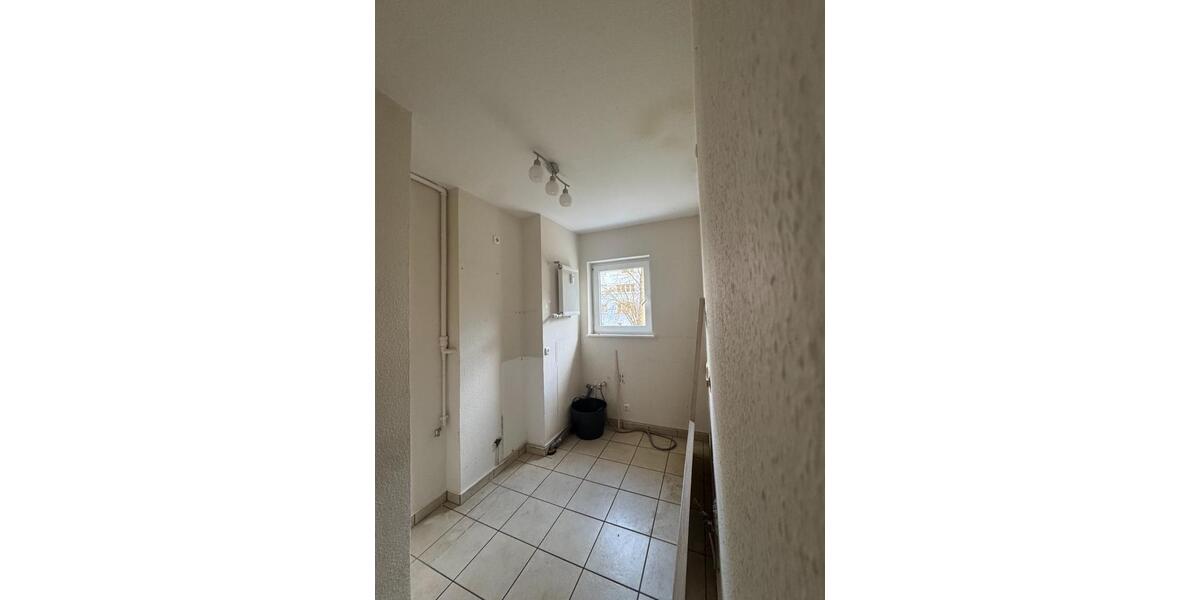 Hochparterre Frankfurt am Main Eschersheim - 4 Zimmer, 81 m&sup2;, 490.000&euro; | Angebot:25234922