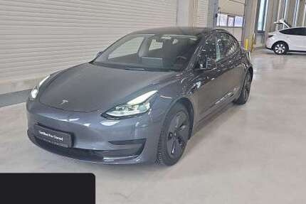 Tesla Model 3 64.566 km 26.900 &euro; Hanau 63457