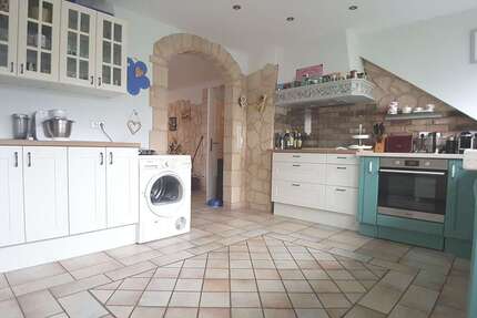 Wohnung zum Kaufen in Frankfurt am Main 699.000 € 171 m² 5 zimmer