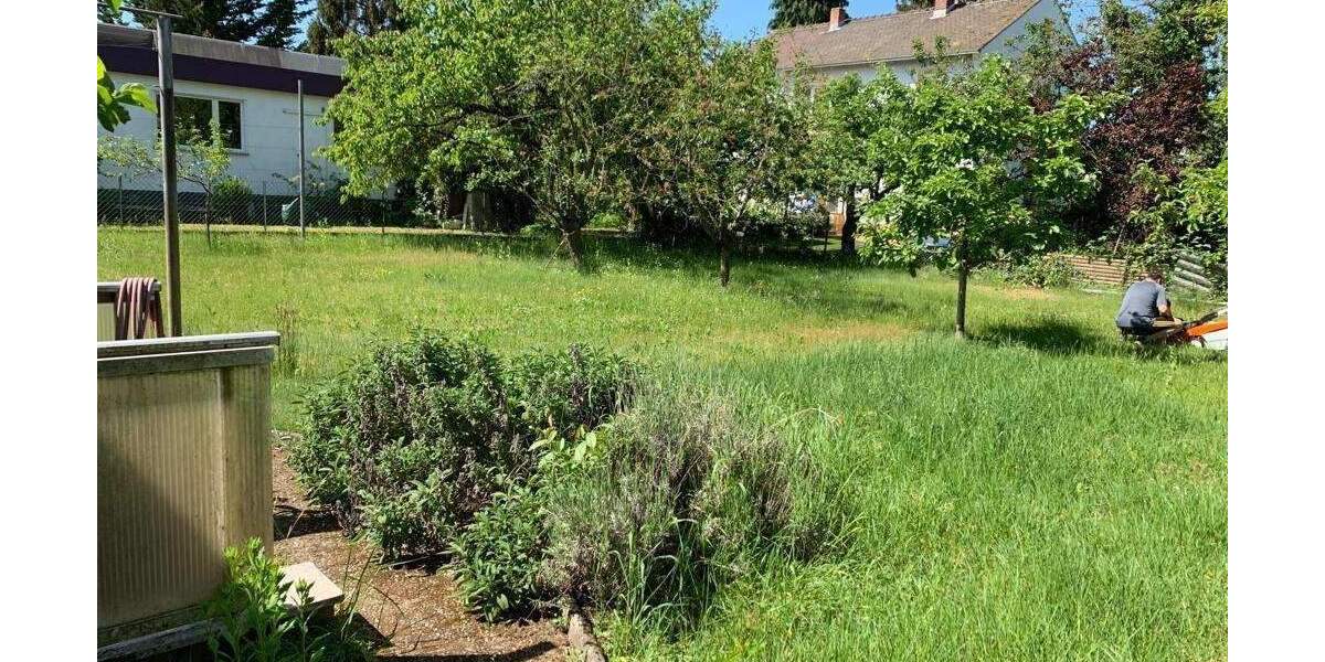 Bungalow mit großem Grundstück zimmer