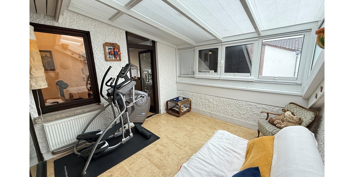 Kelkheim: Individuelles Architektenhaus in toller Villenlage - Einfamilienhaus Kelkheim | Angebot:24810403