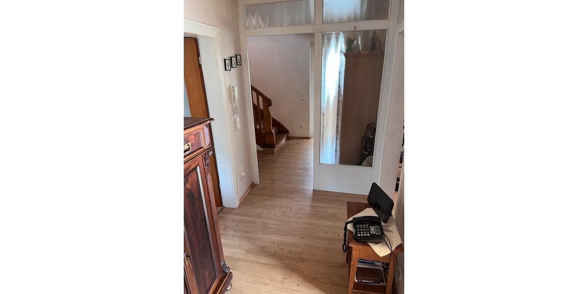 Einfamilienhaus Friedberg (Hessen) - 6 Zimmer, 150 m&sup2;, 439.000&euro; | Angebot:27109683