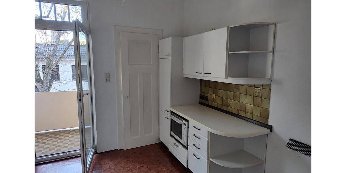 Altbauwohnung, 4 Zi., 103 m2, in Frankfurt Höchst 4 zimmer