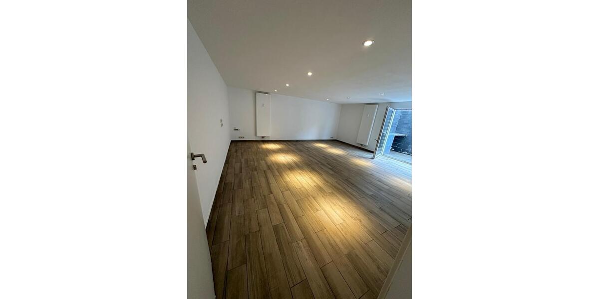 Erdgeschoßwohnung Niedernhausen - 1.5 Zimmer, 75 m&sup2;, 800&euro; | Angebot:26400685