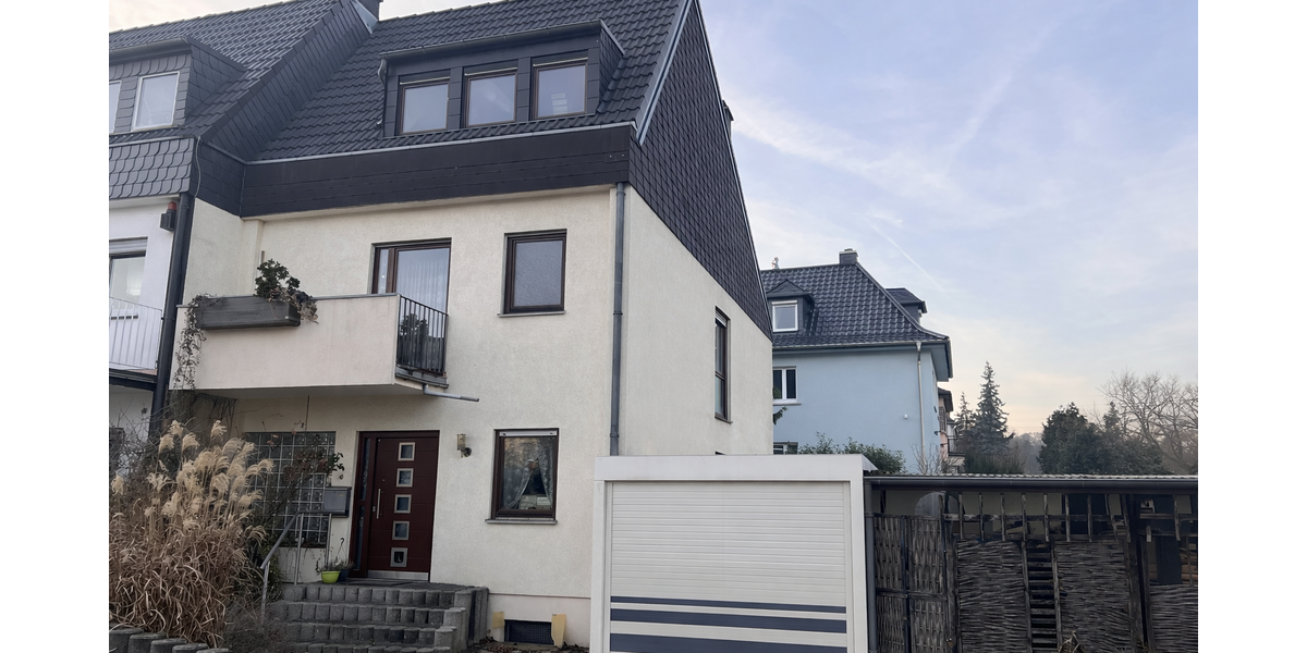 Ihr neues Zuhause: Reihenendhaus in Offenbach mit Garten & Garage ! 6 zimmer
