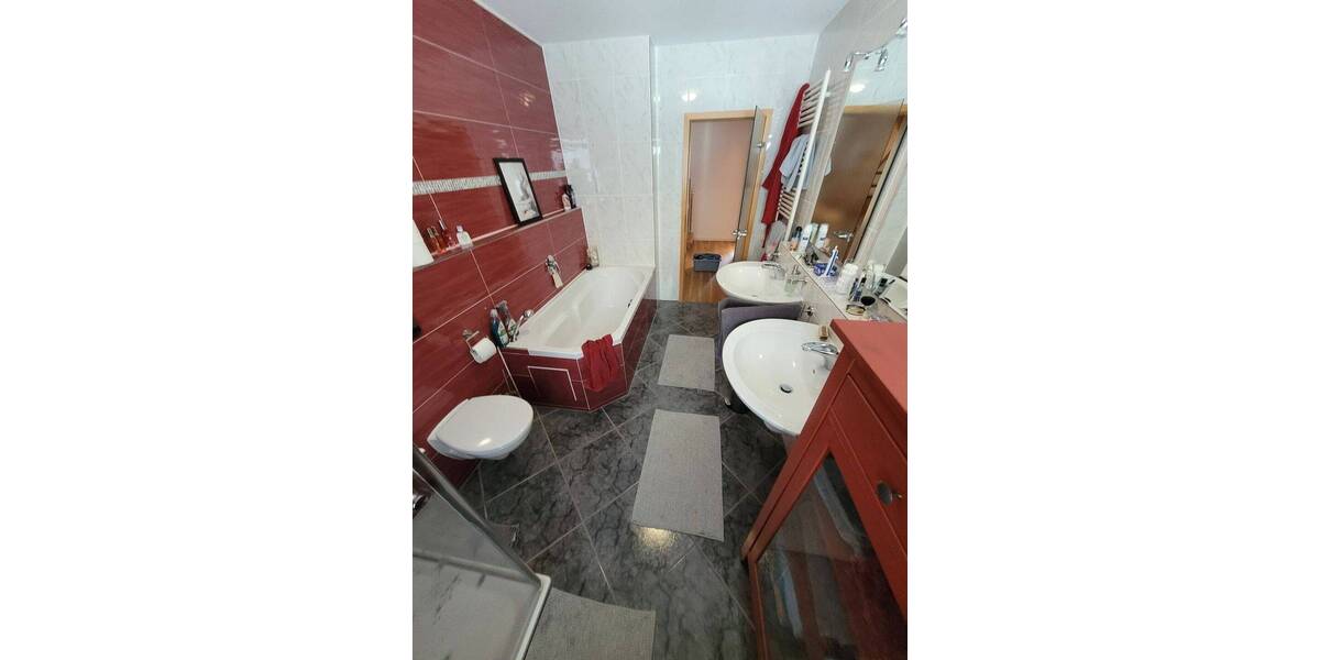 Reihenmittelhaus Rüsselsheim - 3 Zimmer, 120 m&sup2;, 459.000&euro; | Angebot:26544871