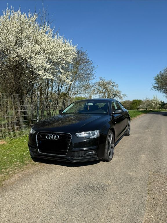 Audi A5 163.000 km 14.900 € Hanau 63454