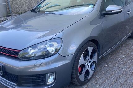VW Golf 218.000 km 4.990 &euro; Hanau 63452