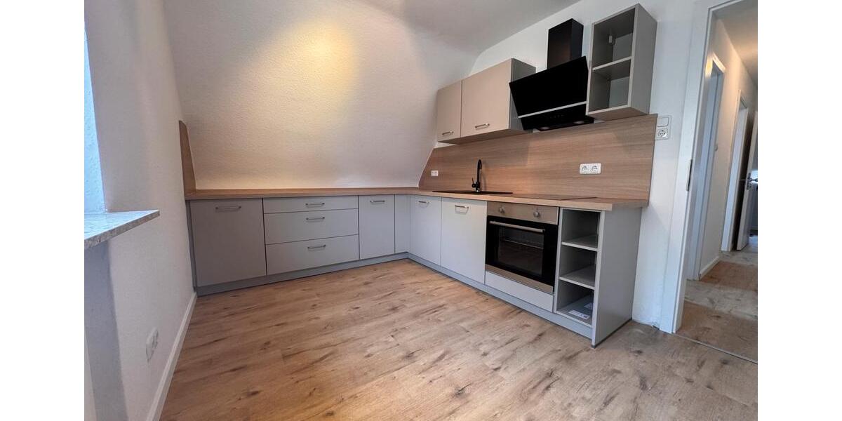 Mehrfamilienhaus, Wohnhaus Oberursel (Taunus) - 7 Zimmer, 156 m&sup2;, 2.500&euro; | Angebot:25329092