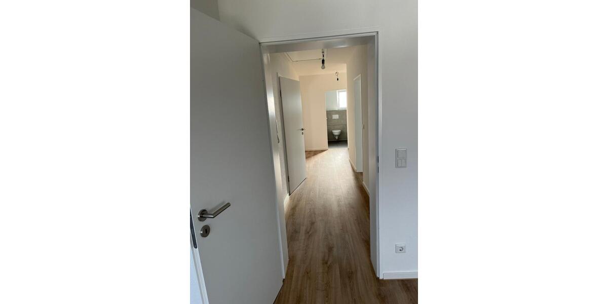 Dachgeschoßwohnung Seligenstadt - 4 Zimmer, 78 m&sup2;, 1.150&euro; | Angebot:25632155