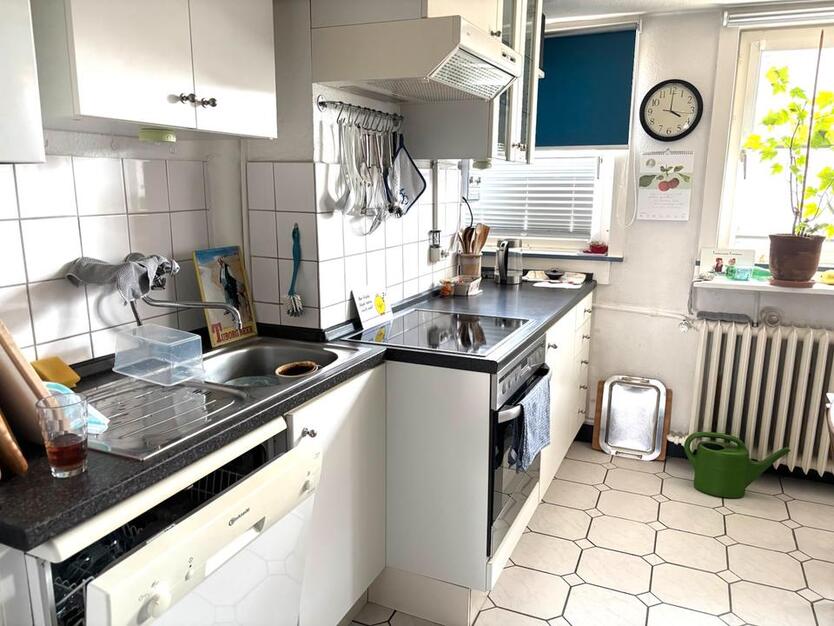 3-ZWG mit Loggia in direkter Nähe Bahnhof Frankfurt-Höchst zimmer