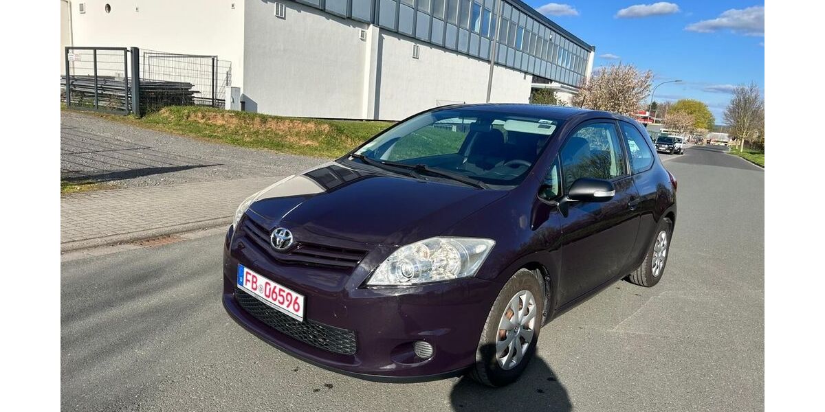 Toyota Auris 180.000 km 3.750 &euro; Friedberg (Hessen) 61169