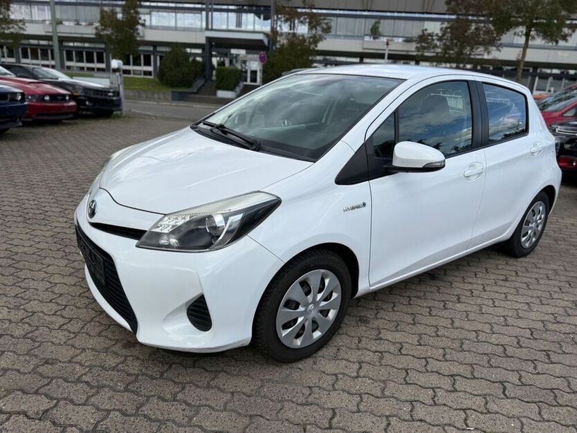 Yaris