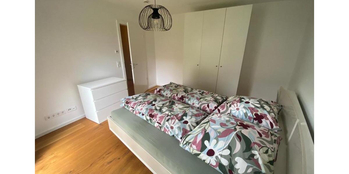 Terrassenwohnung Frankfurt am Main Unterliederbach - 2 Zimmer, 67 m&sup2;, 1.350&euro; | Angebot:25257130